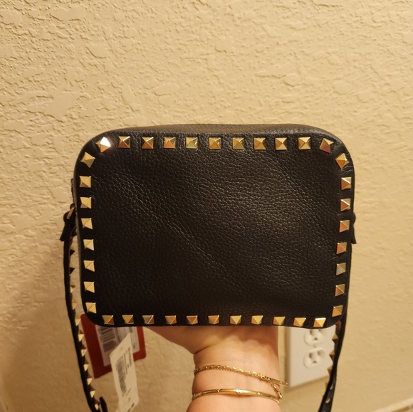 Valentino Rockstud Crossbody Camera Bag in Black and Gold Tone Hardware - Picture 3 of 8
